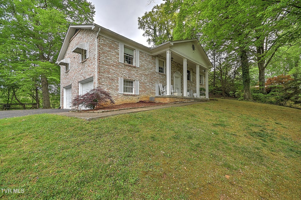 Photo #2: 5401 Kiowa Street