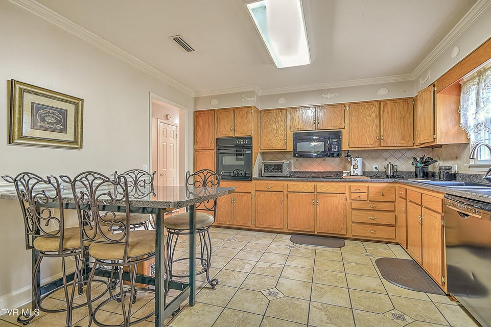 Photo #13: 5401 Kiowa Street