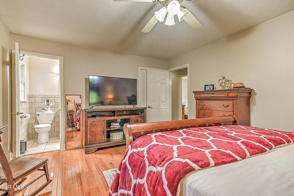 Photo #28: 5401 Kiowa Street