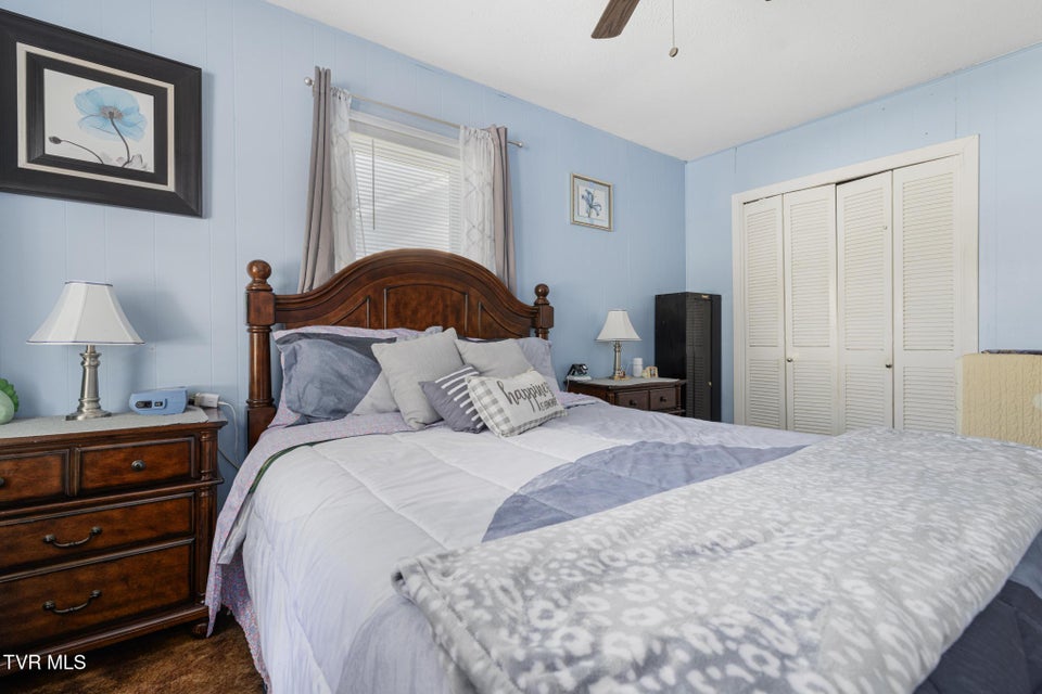 Photo #21: 1267 Chestnut Street