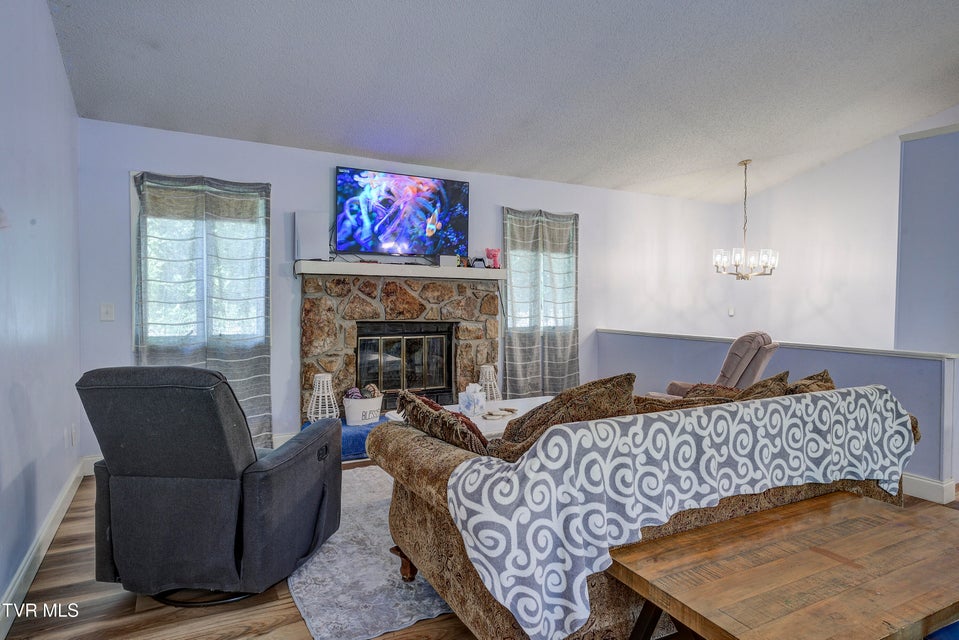 Photo #4: 4105 Bradford Lane
