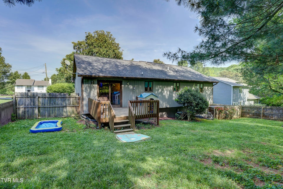 Photo #33: 4105 Bradford Lane