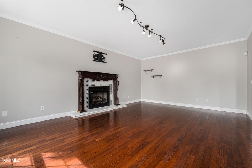 Photo #10: 311 Wiltshire Drive