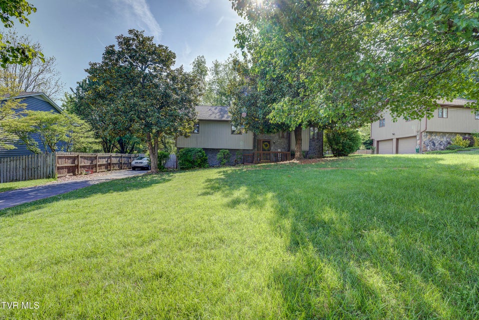 Photo #36: 4105 Bradford Lane