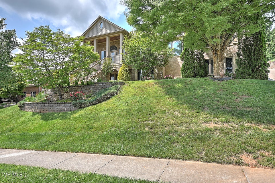 Photo #7: 2304 Granite Drive