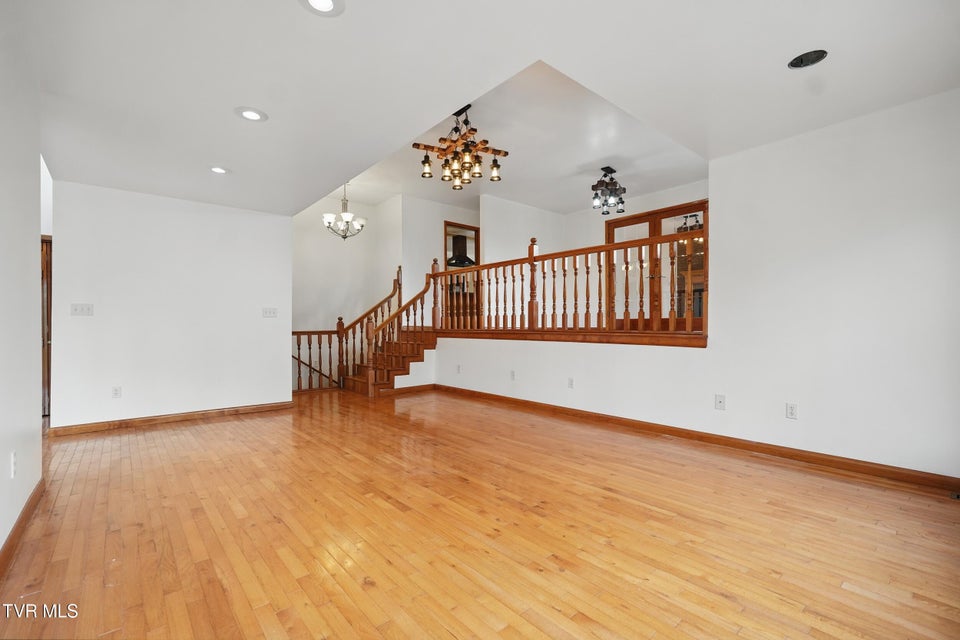 Photo #9: 271 Burgan Road