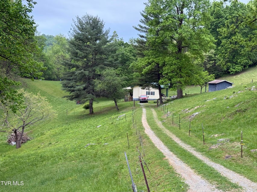 Photo #18: 125 Babb Road