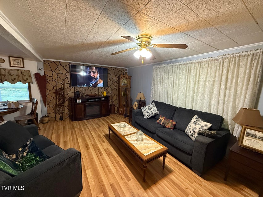 Photo #25: 125 Babb Road