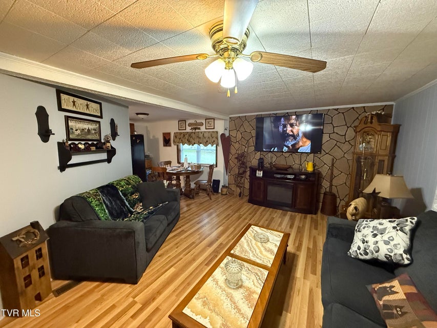 Photo #26: 125 Babb Road
