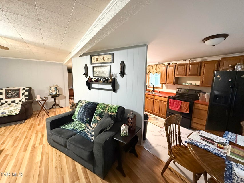 Photo #32: 125 Babb Road