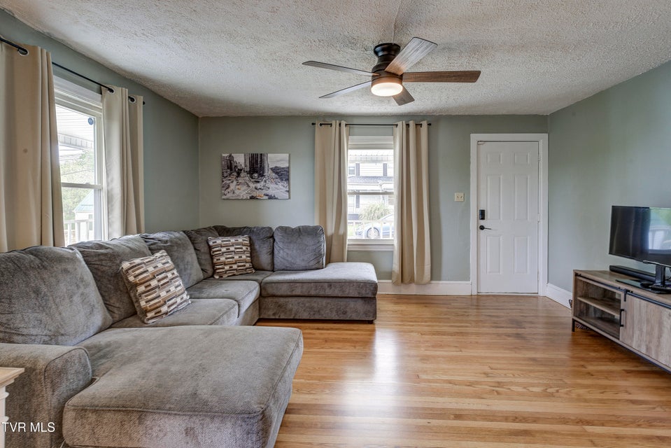 Photo #5: 1225 Shelby Street