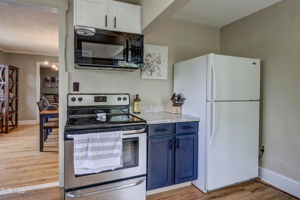Photo #12: 1225 Shelby Street