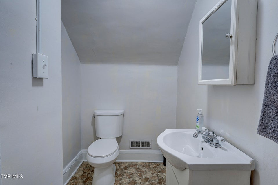Photo #21: 1225 Shelby Street