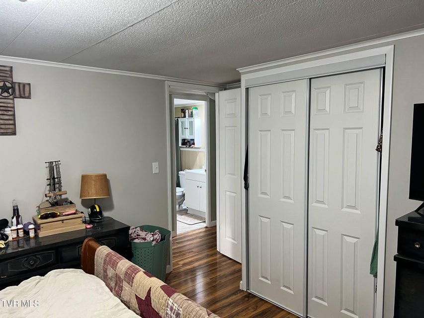 Photo #15: 1220 2nd Avenue