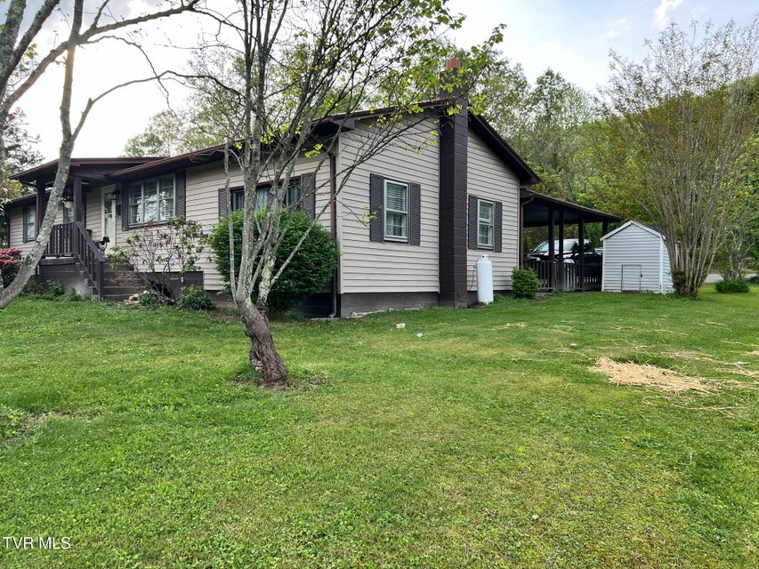 Photo #3: 1220 2nd Avenue