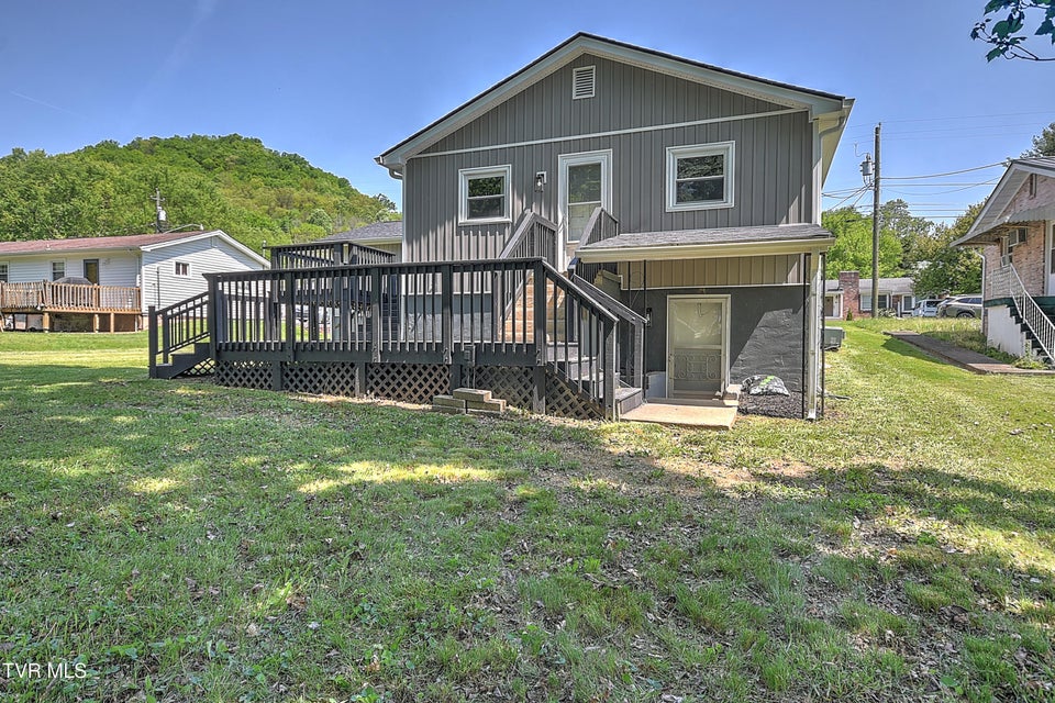 Photo #63: 305 Blue Bonnet Drive