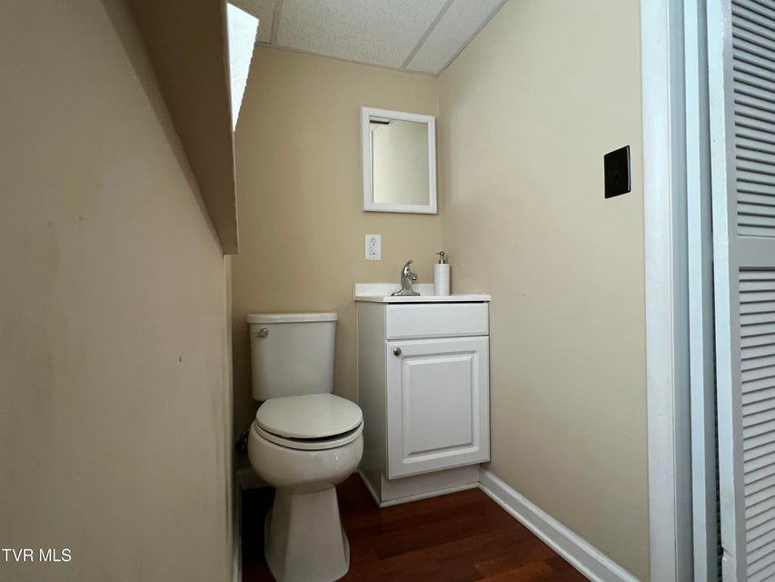 Photo #33: 1700 Beech Drive