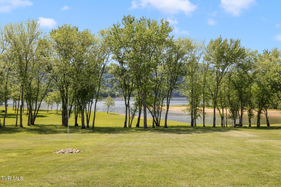 Photo #60: 220 Misty View Circle