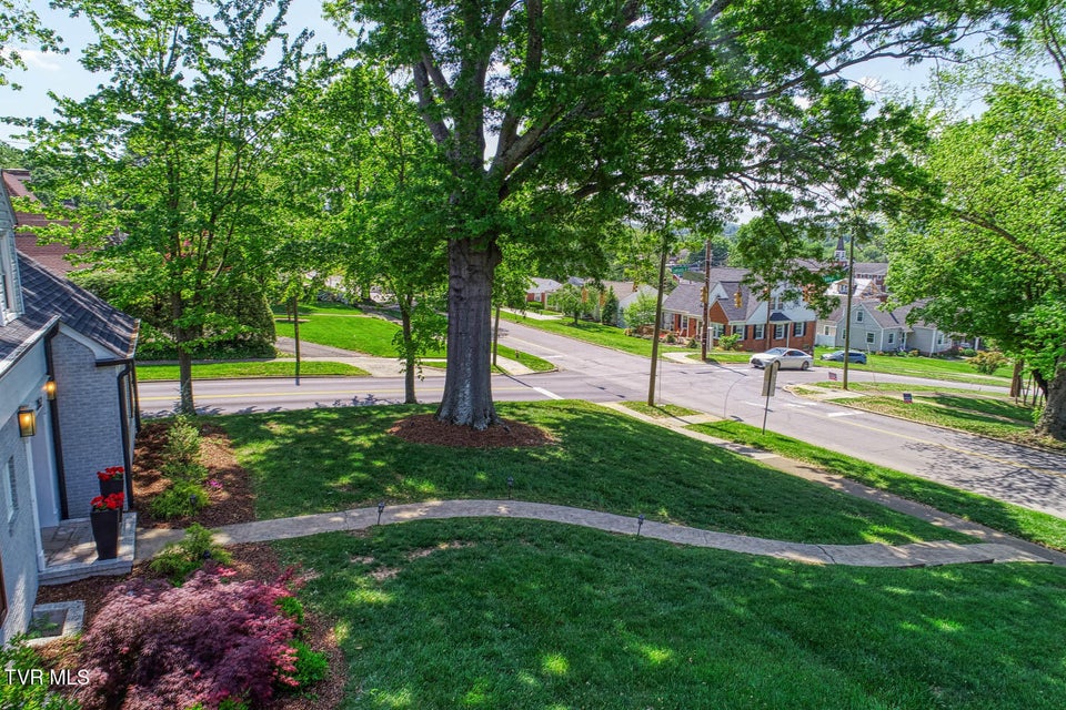 Photo #8: 1362 Watauga Street
