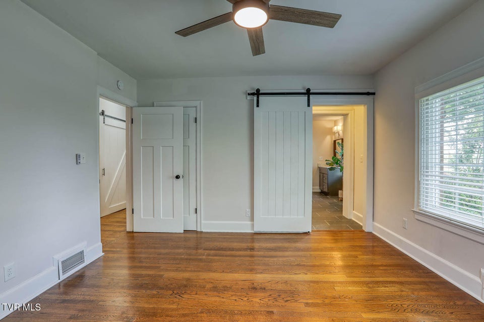 Photo #39: 1362 Watauga Street