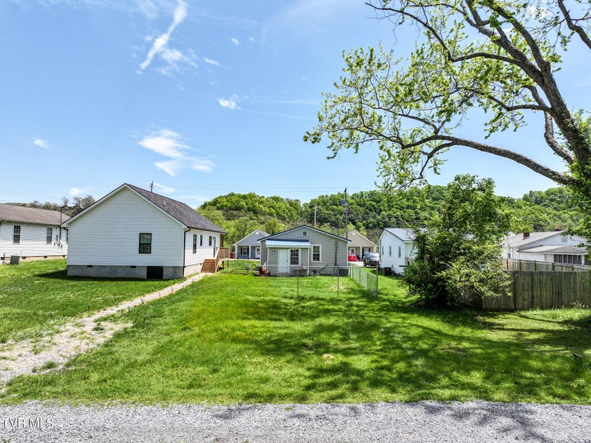 Photo #26: 1607 E. Millard Street