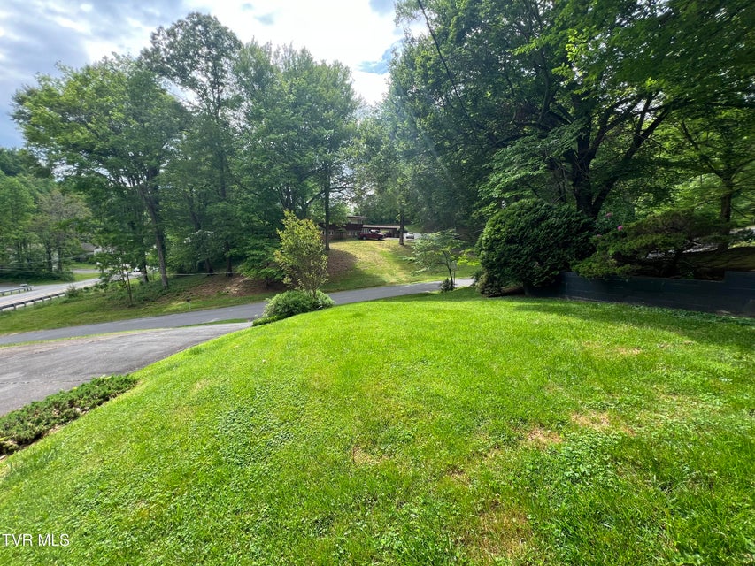 Photo #9: 1700 Beech Drive
