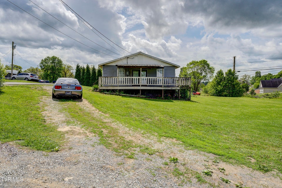 Photo #13: 166-178 Gray Station Road