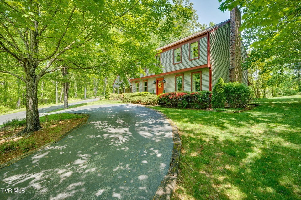 Photo #5: 295 Southwood Drive