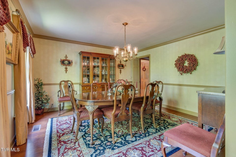 Photo #10: 295 Southwood Drive