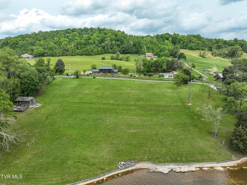 Photo #9: 604 Sugar Hollow Road