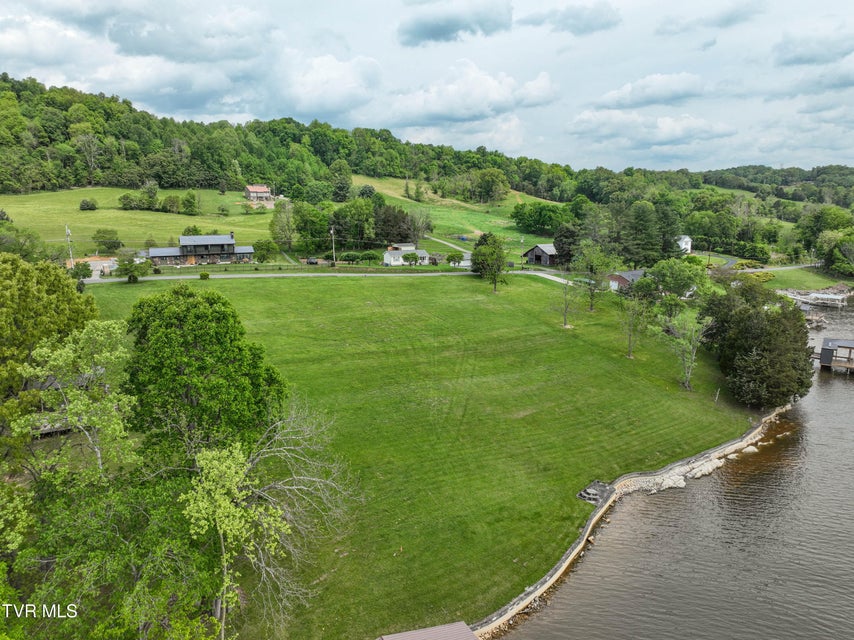 Photo #10: 604 Sugar Hollow Road