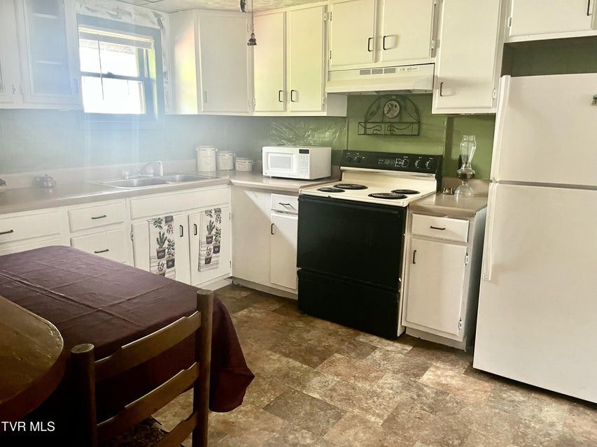 Photo #10: 561 Manville Road