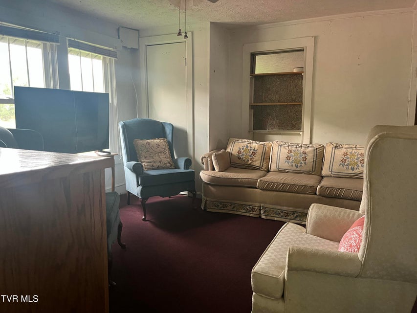 Photo #7: 561 Manville Road