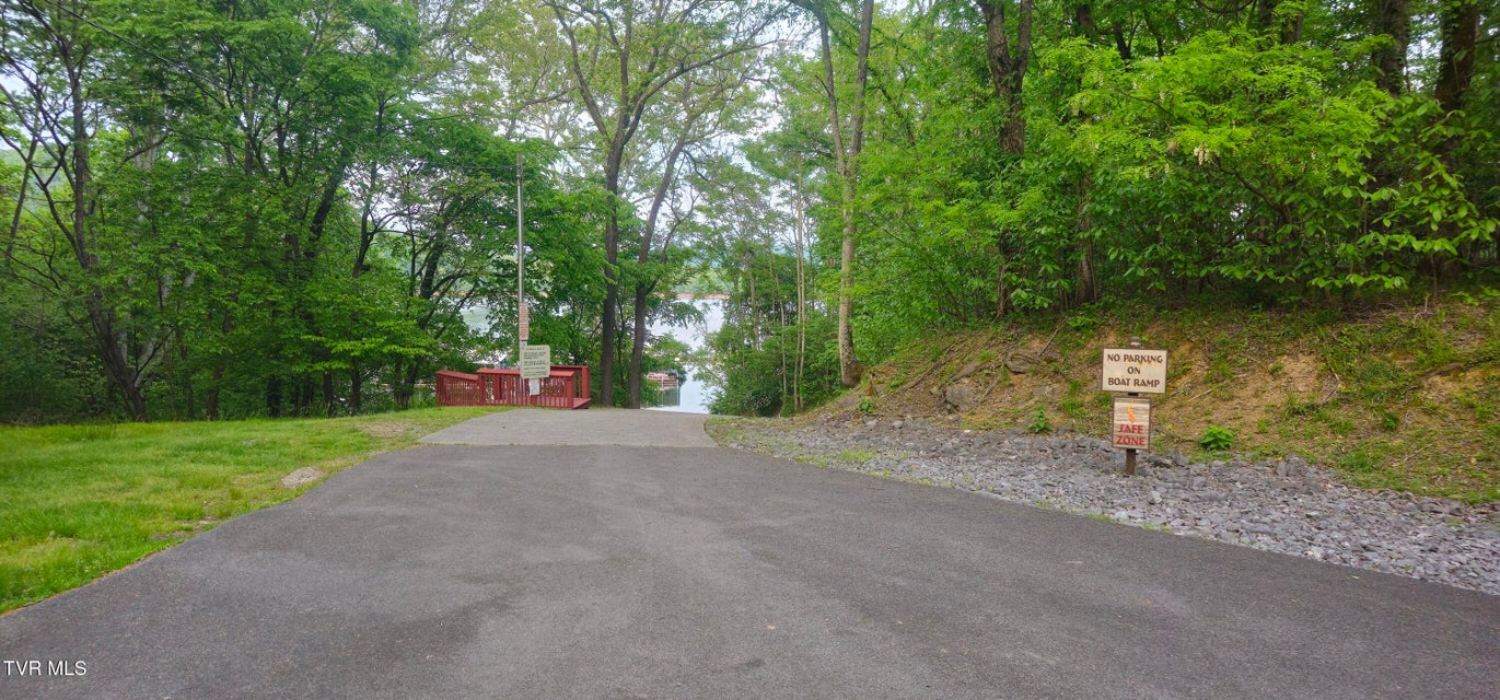 Photo #5: 1445 Echota Lane