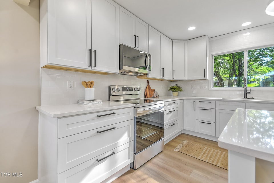 Photo #7: 1709 Maryland Avenue