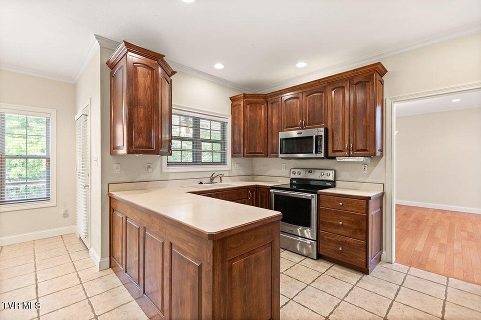 Photo #10: 1414 Andera Drive