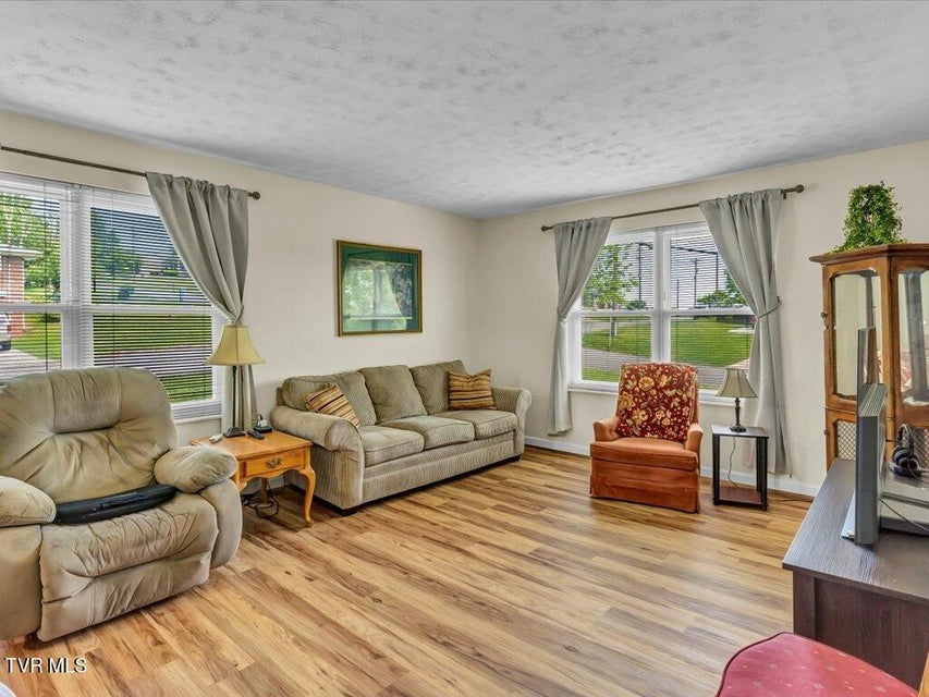 Photo #3: 293 Brentwood Drive