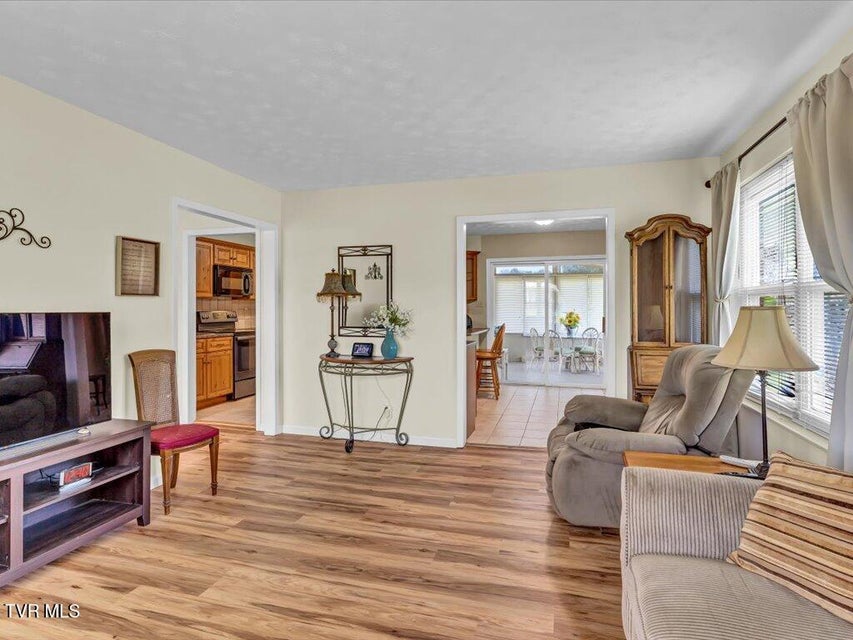Photo #4: 293 Brentwood Drive