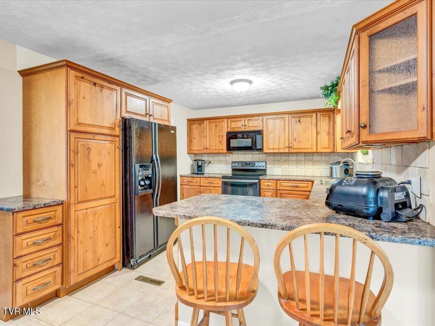 Photo #6: 293 Brentwood Drive