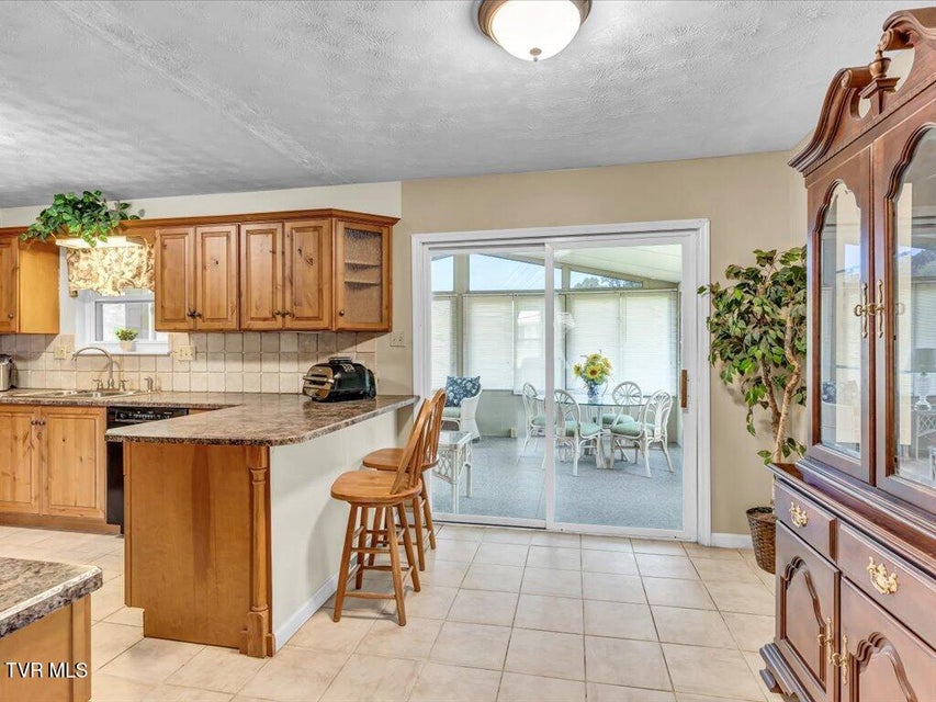 Photo #8: 293 Brentwood Drive