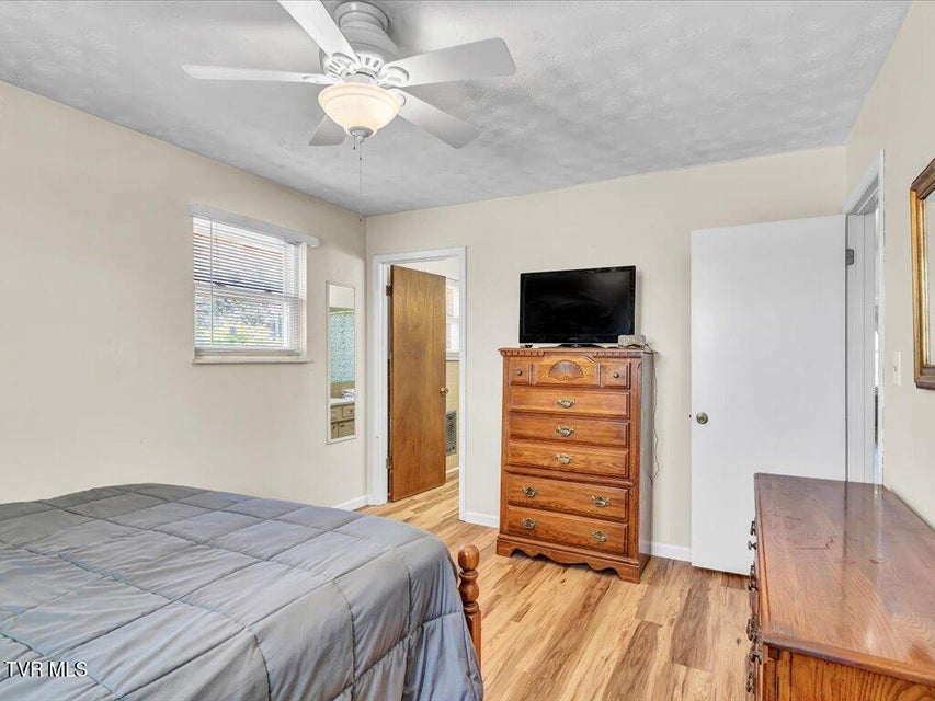 Photo #16: 293 Brentwood Drive