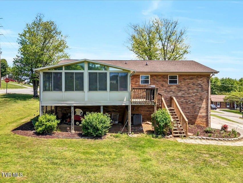 Photo #24: 293 Brentwood Drive