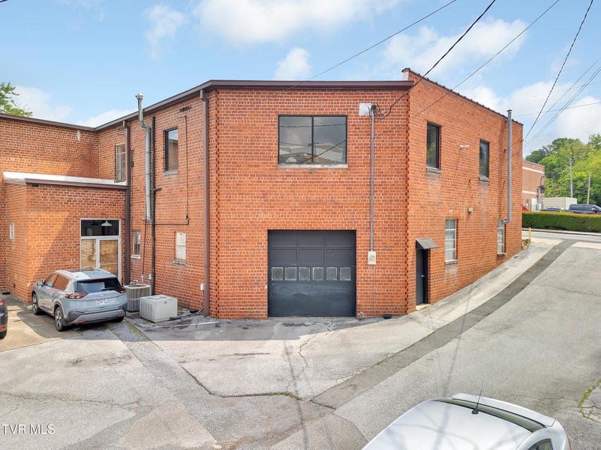 Photo #5: 105 College St. Street