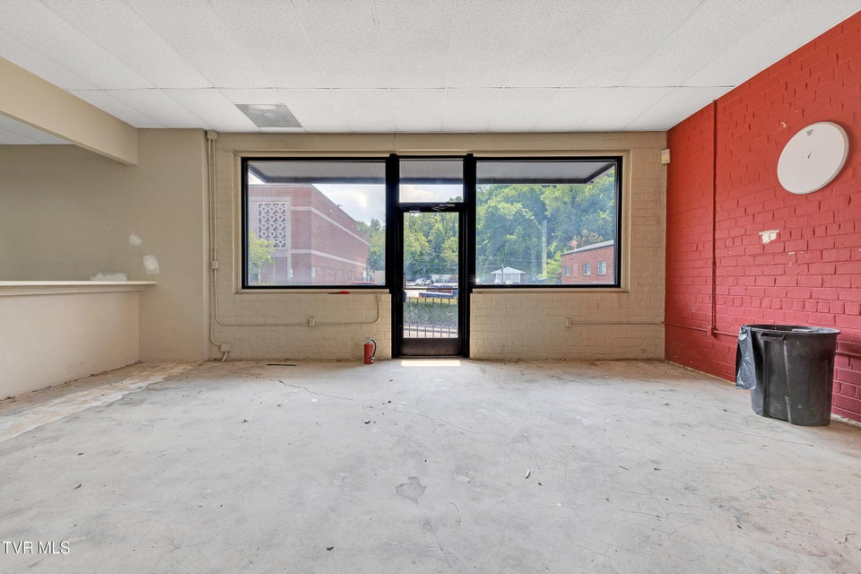 Photo #7: 105 College St. Street