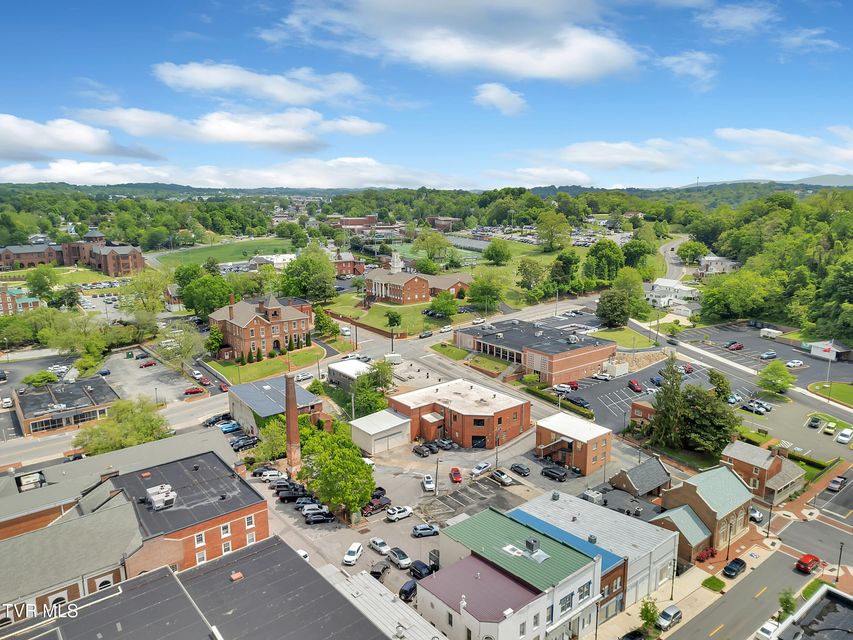 Photo #63: 105 College St. Street