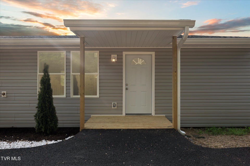 Photo #2: 2120 Reese Street