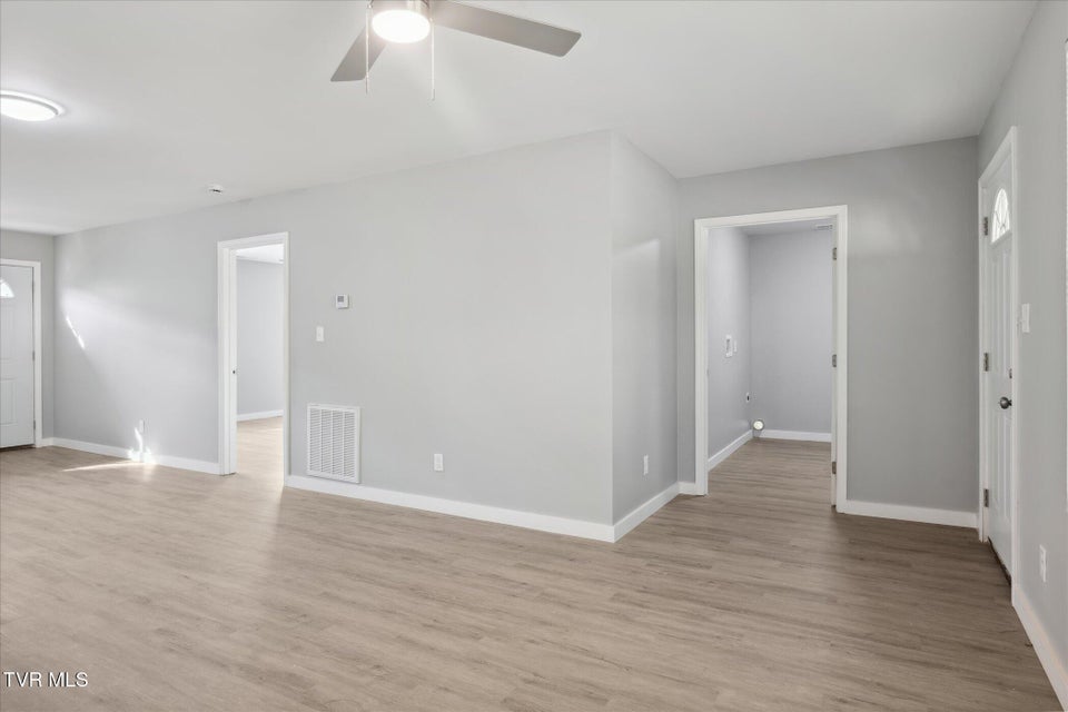 Photo #7: 2120 Reese Street