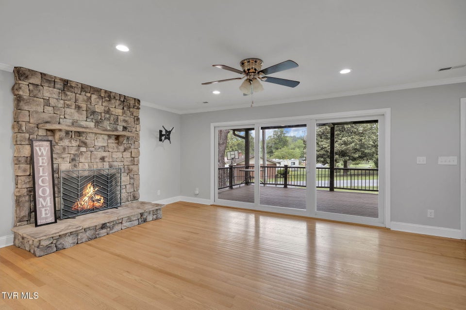 Photo #9: 3749 Hemlock Park Circle