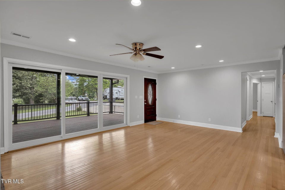 Photo #10: 3749 Hemlock Park Circle