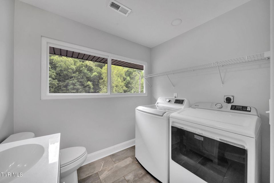Photo #11: 3749 Hemlock Park Circle